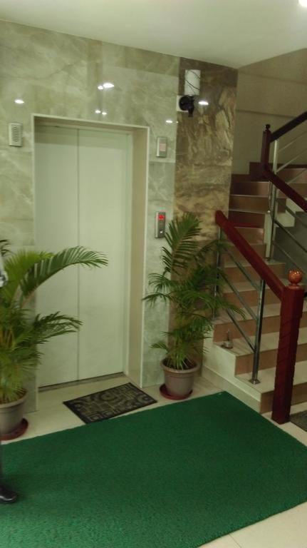 Metro Kochin Business Hotel Eksteriør bilde